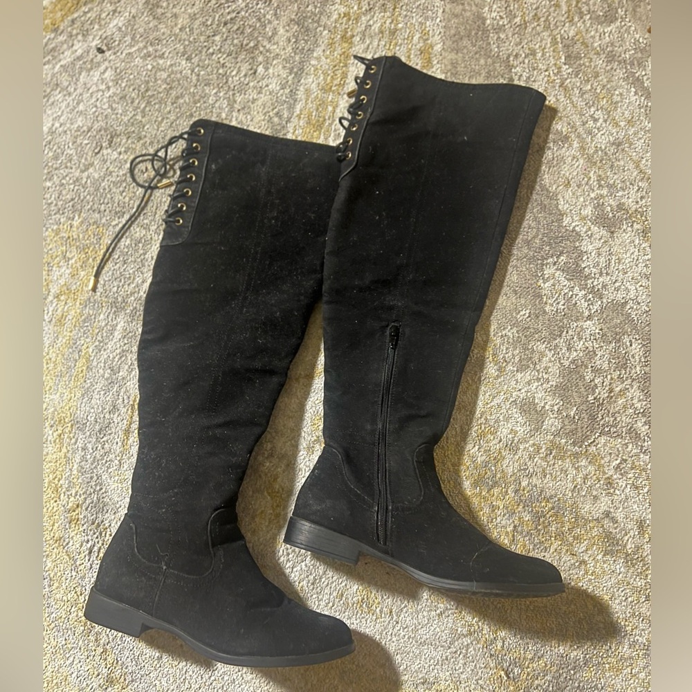 Women's Black Knee-High Boots